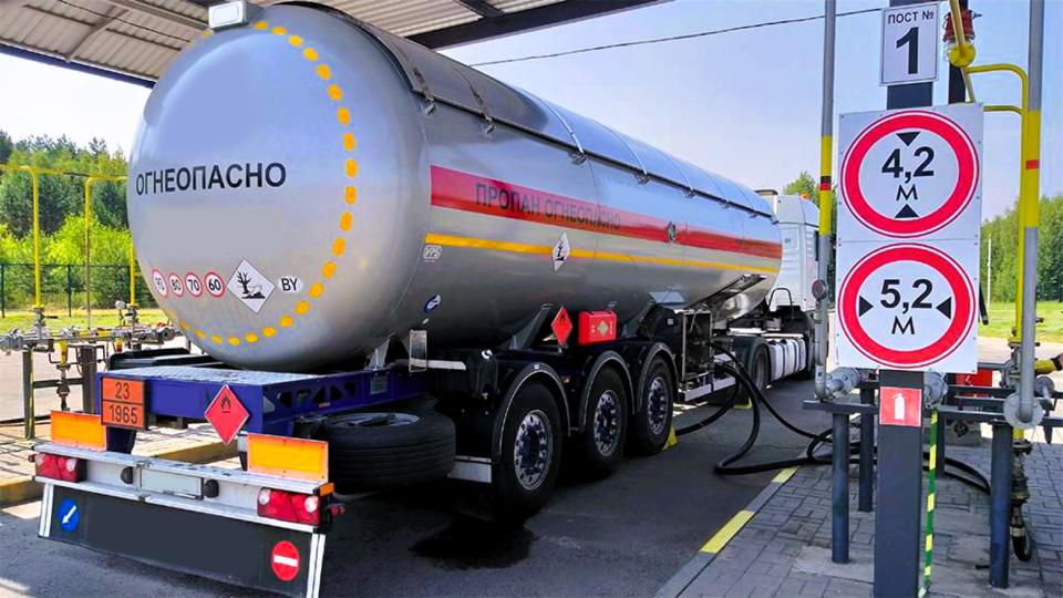 Для газовозов используются специальные напорно-всасывающие рукава с усиленной прочностью